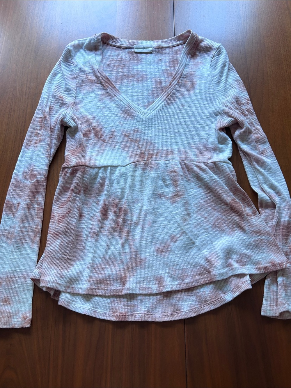 V-Neck Small Cotton Long Sleeve Peplum Top in Blush Tie-Dye